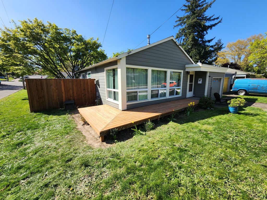 New wood deck