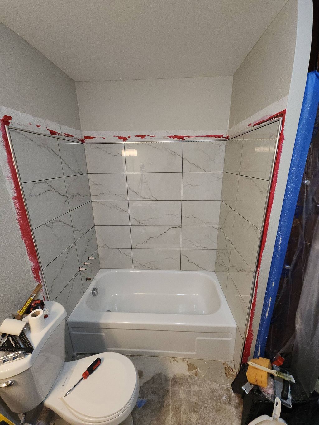 Tub surround tile